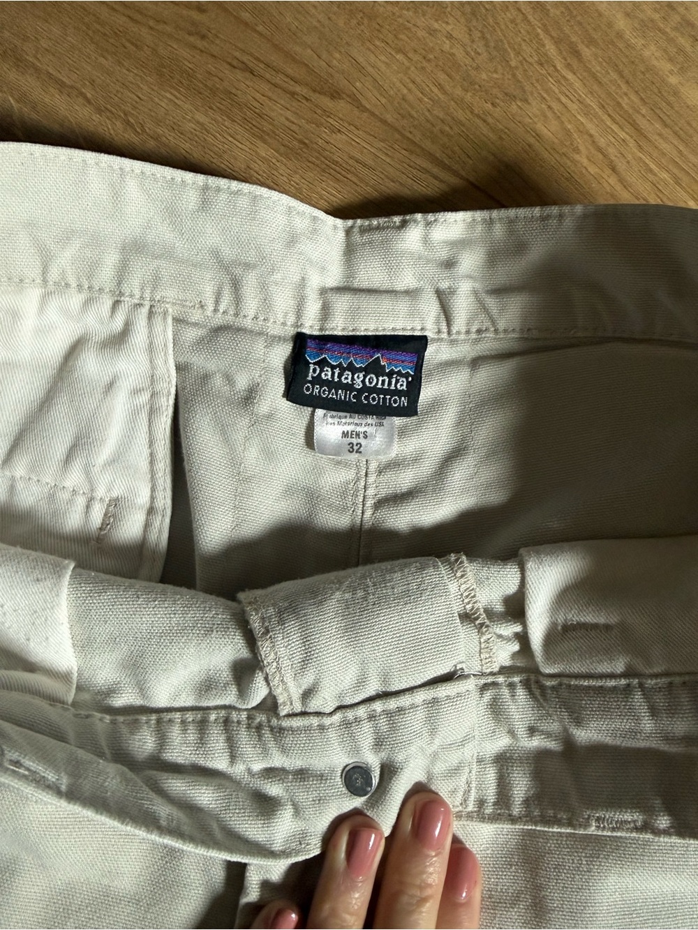 Patagonia Men's Light Beige Flat Front Shorts - Picture 3 of 6